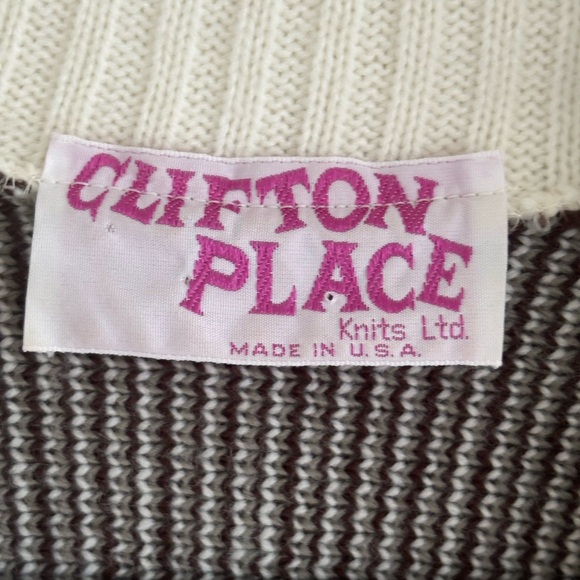 Vintage Aztec Mock Neck Sweater (see measurements) Made in USA - Picture 8 of 11